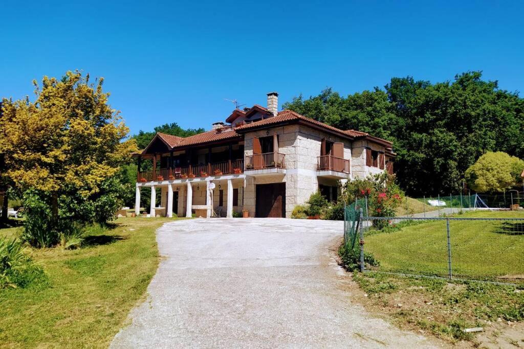 Espectacular Casa Con Piscina En Allariz Exteriér fotografie